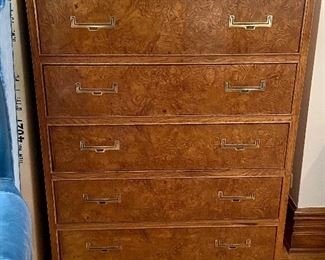 BUY IT NOW $300 VTG Burled wood campaign style 7-drawer dresser with brass pulls; by Thomasville. Measures: 37wx19dx55h