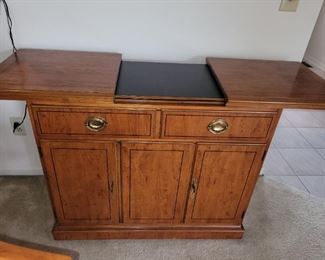 Sideboard