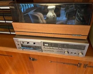 Dual 1219 Vintage Turntable. Working