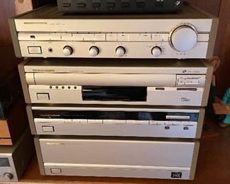 Marantz CC 52 Marantz Power Amp SM 80 S + 50 Marantz Tuner SM 80 Power Amp