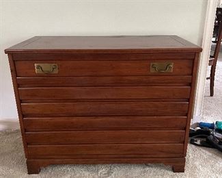 Milling Road by Baker chest. Excellent condition. 