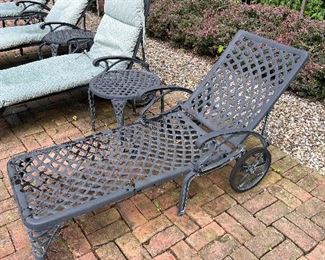 Quality chaise lounges 