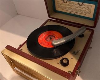 Interesting turn table 