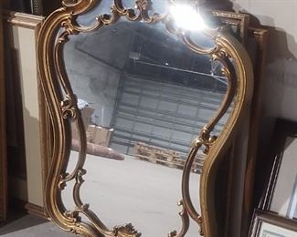 Elegant mirror
