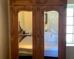 Antique - Wardrobe Armoire - Victorian Tiger Oak – Circa 1900 - 1911, 54 x 20 x 95 in