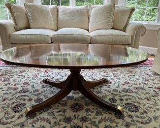 Bassett Furniture Inlay Oval Coffee Table