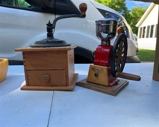 Coffee grinders 