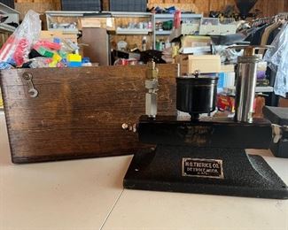 Antique hydraulic tester