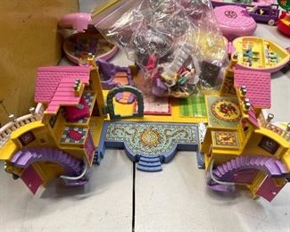 Rare Fashion Annie sweet heart palace play set with accessories 