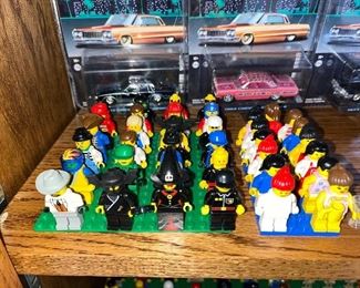 LEGO MINI FIGURES 