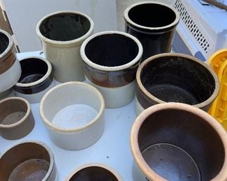 lots of great vintage crocks