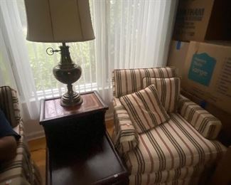 There are two of these end tables 
Lamp is also for sale 