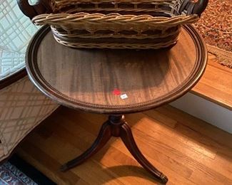 Round wood end table 