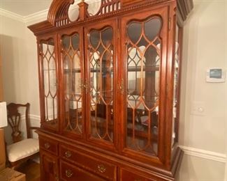 Only top of china cabinet is available 