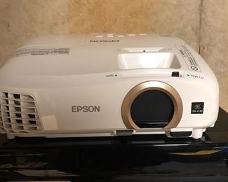 Epson - in box with case and accessories