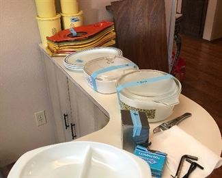 Vintage Tupperware, Kitchenware, Pyrex