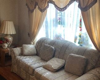 Sofa & Loveseat