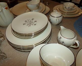 Dish Set