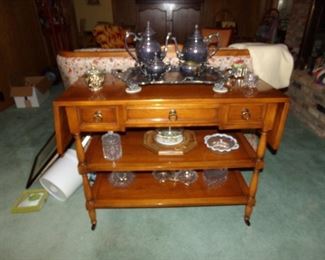 NICE Cart with lift ends and drawers