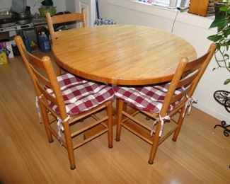 Round Kitchen Table with 3 chairs and bench $150