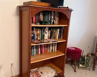 BOOKS and Bookshelves 