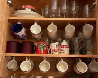 Christmas Dishware Mystery Lot