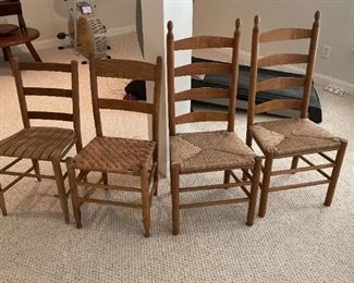 Lot Of 4 Chairs