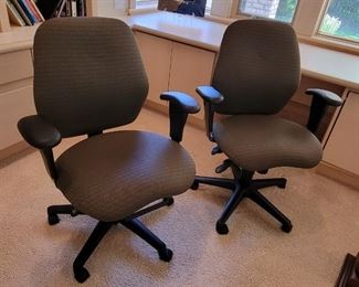 QUALITY OFFICE CHAIRS