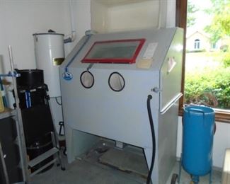 Commercial sand blaster