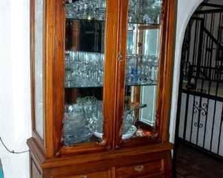 China / Curio Cabinet