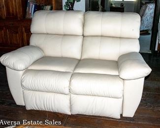 DOUBLE - White Leather Recliner