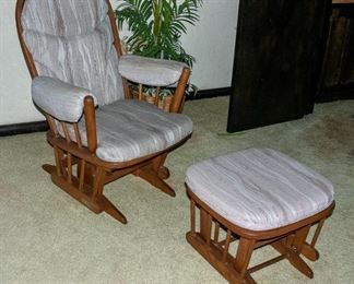 Glider Chair / Ottoman