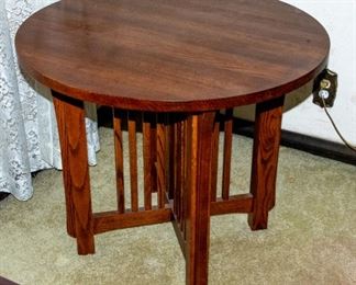 Arts / Crafts Style Table