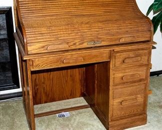 SMALL Roll top Desk