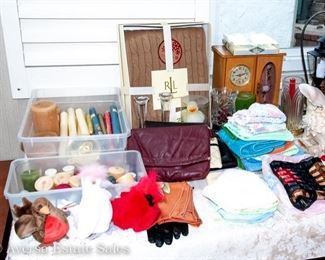 Tables of Deco and Textiles