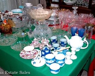 Tables of Vintage Glass - Crystal - Ceramics