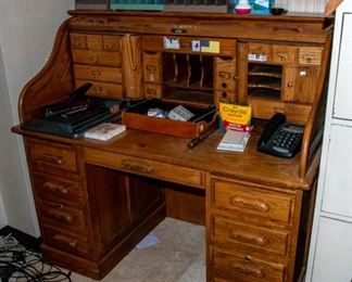 Large Rolltop Desk