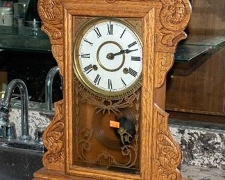Kitchen Gingerbread Clock
