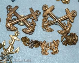 Military Buttons - Pins - Patches