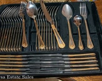 Complete Flatware Sets