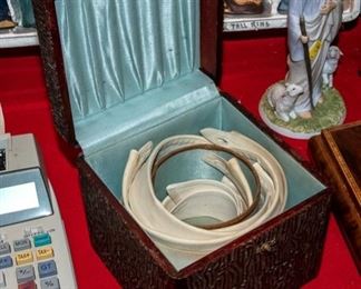 Antique COLLAR Box