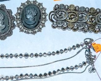 Vintage Jewelry / Watches