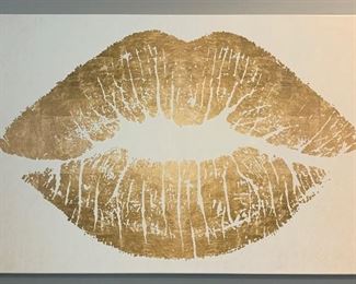 Art Canvas Gold Lips by Oliver Gal Artist Co
