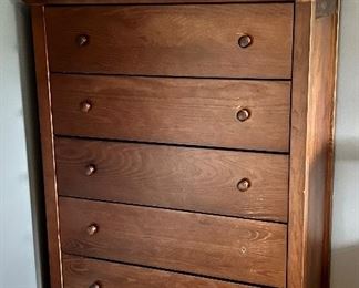 Vermont Tubbs Dresser