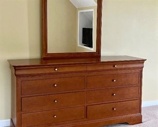 Dresser & Mirror (Made in Canada)