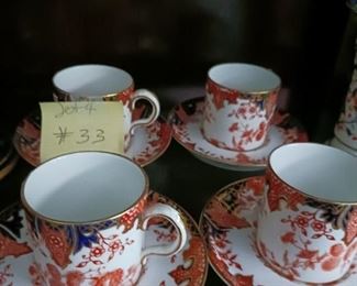 Lot 33  set 4 Imari Cup and saucers   20 all