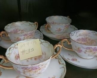 Lot 35  set 4 Cream Soups   40