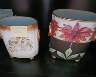 Lot 69 Group lot 2 Limoges Vases   50
