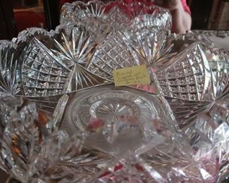 Lot 121   Cut Glass 10" cupped  Bowl   90  