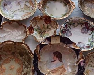 Lot 131   Limoges Bowls     CHOICE     30 each